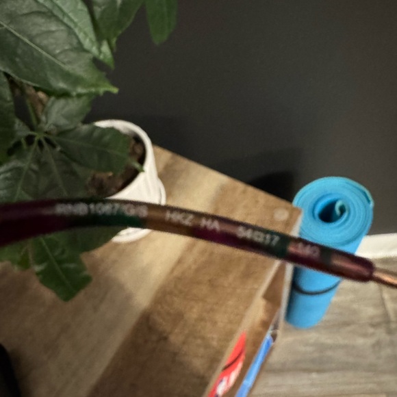 Stylish Rag & Bone Multicolor Sunglasses - Picture 4 of 4